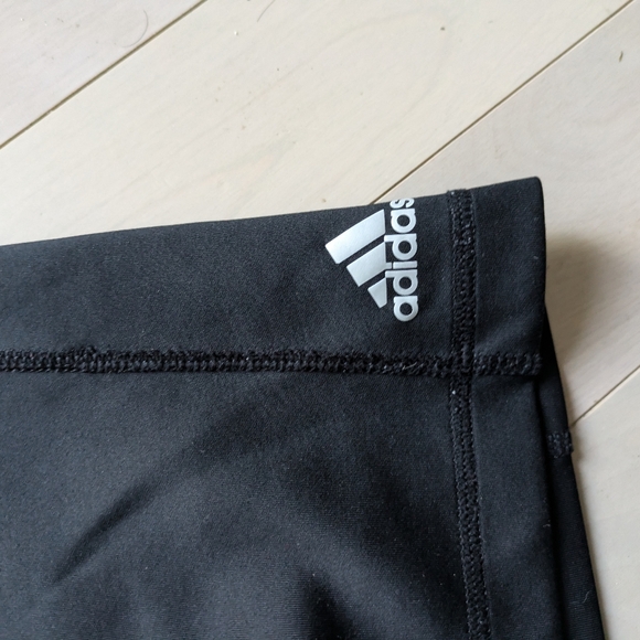 🟥 3/15$ sport leggings short fit like 10-12Y - Picture 2 of 3